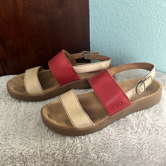 Born sandals, red and tan, leather, size 9. - Picture 2 of 6